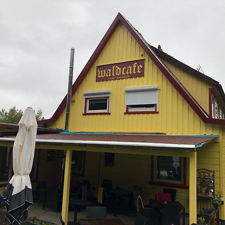 Gruppenhaus Das Waldcafe อัลเทอเนา ภายนอก รูปภาพ