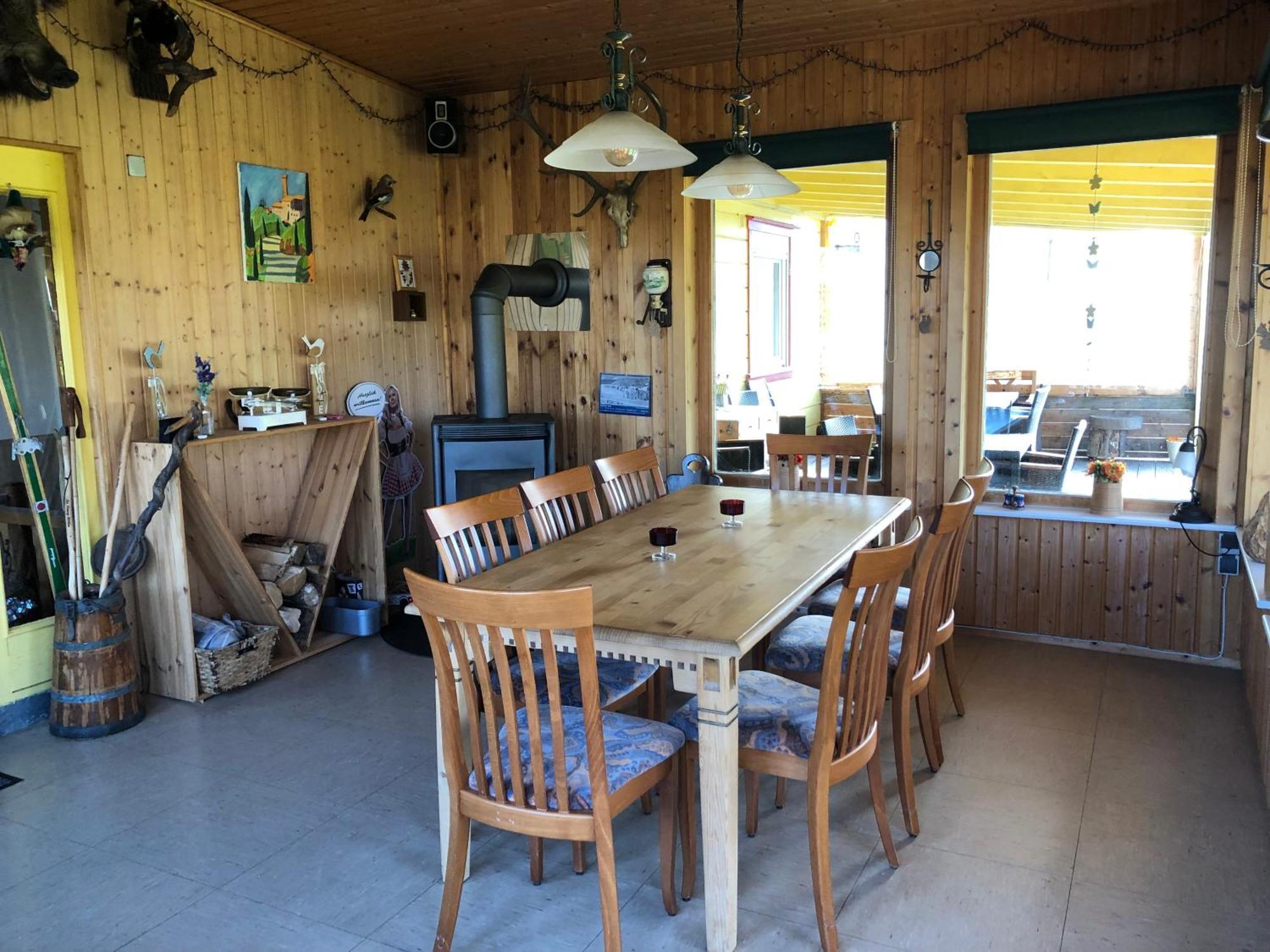 Gruppenhaus Das Waldcafe อัลเทอเนา ภายนอก รูปภาพ